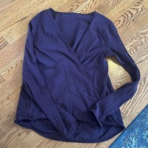 Plum lululemon top